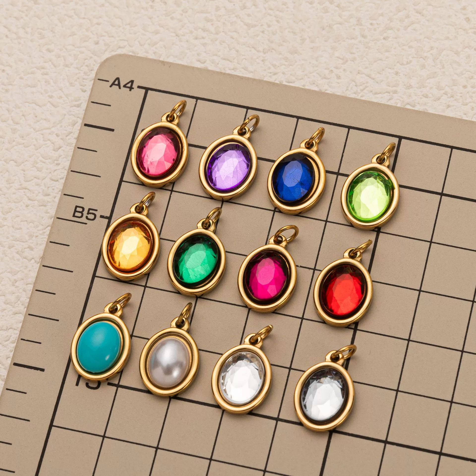 Wholesale Stainless Steel Geometric Pendant Necklace With Adjustable Chain Furnace Vacuum Electroplated 18K Gold Color Retention Unisex