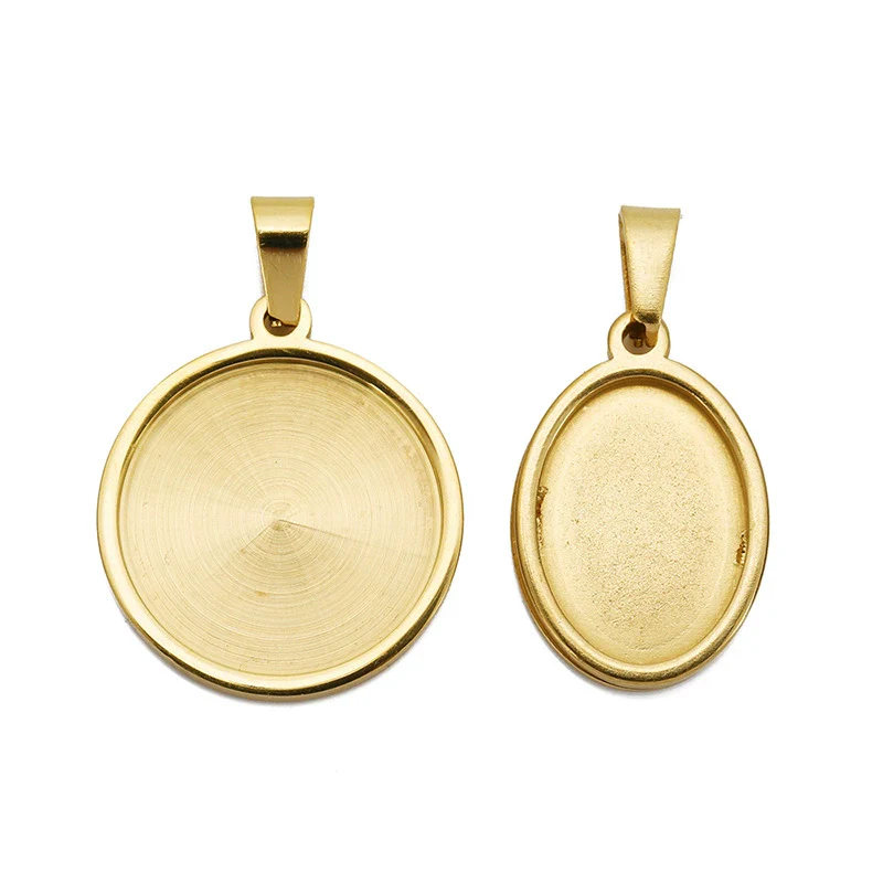 Wholesale Stainless Steel Geometric Smooth Round Pendant Necklace Accessories With Melon Buckle And Electroplating Treatment