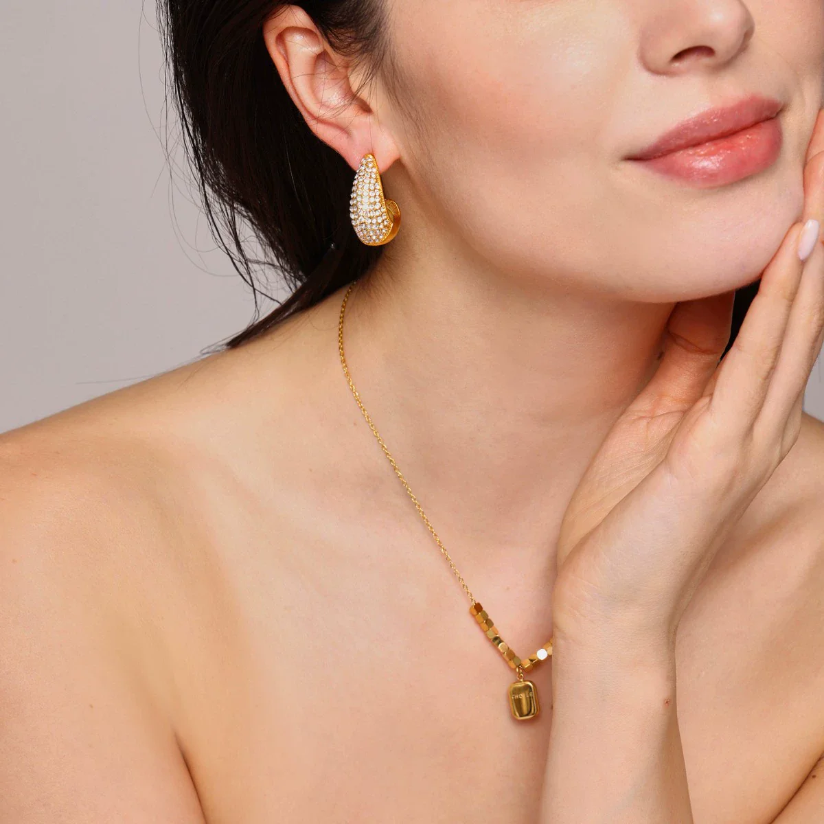 Wholesale Stainless Steel Geometric Square Carved Earrings And Pendant Necklace With Electroplating For Women - Image 3