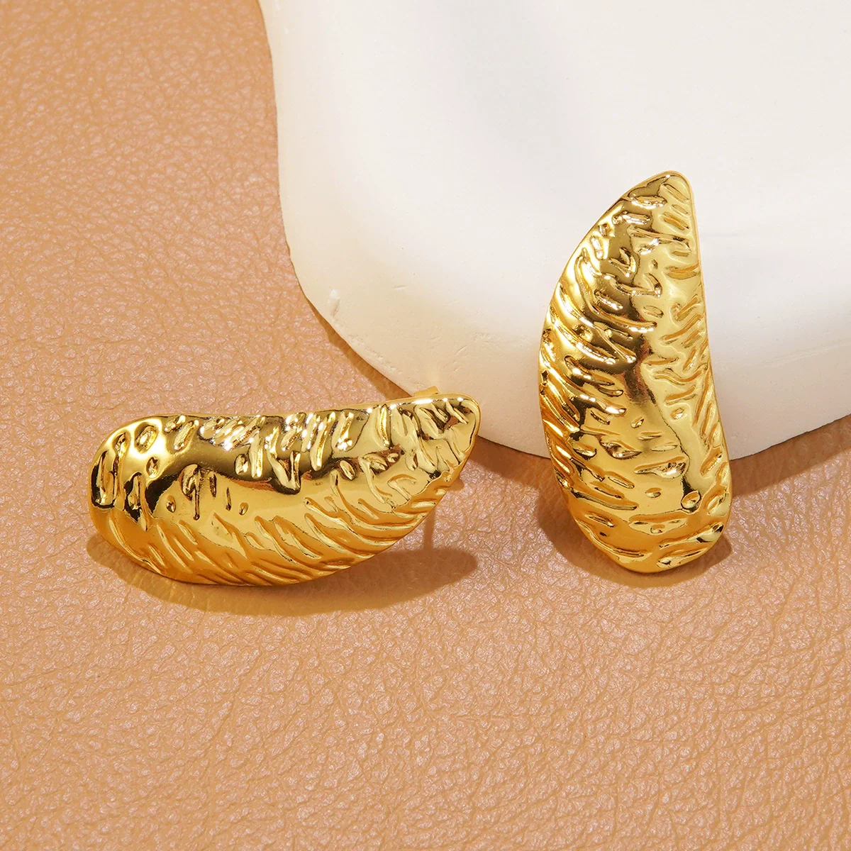 Wholesale Stainless Steel Geometric Stamped Earrings For Women - Image 3