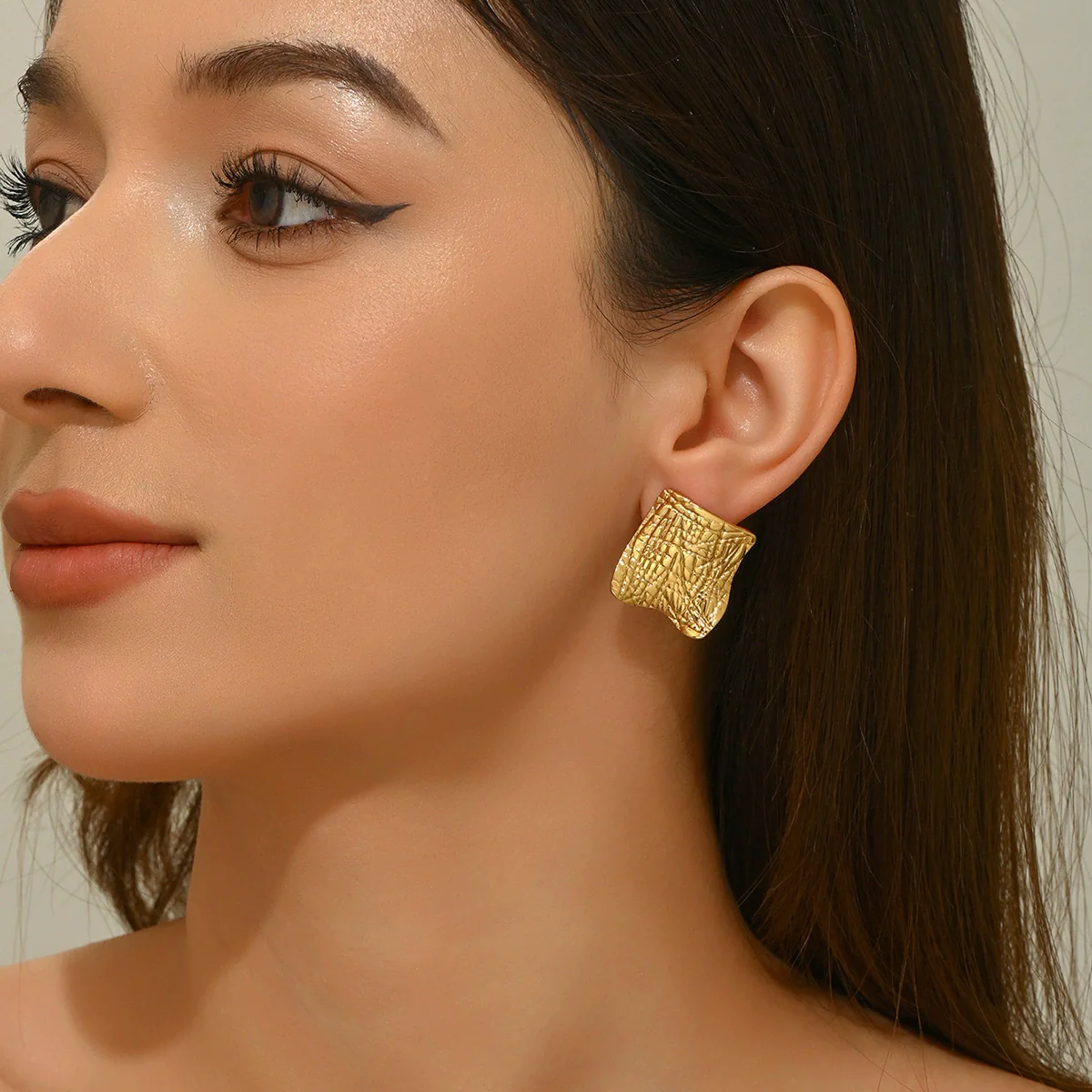 Wholesale Stainless Steel Geometric Stamped Earrings For Women - Image 2