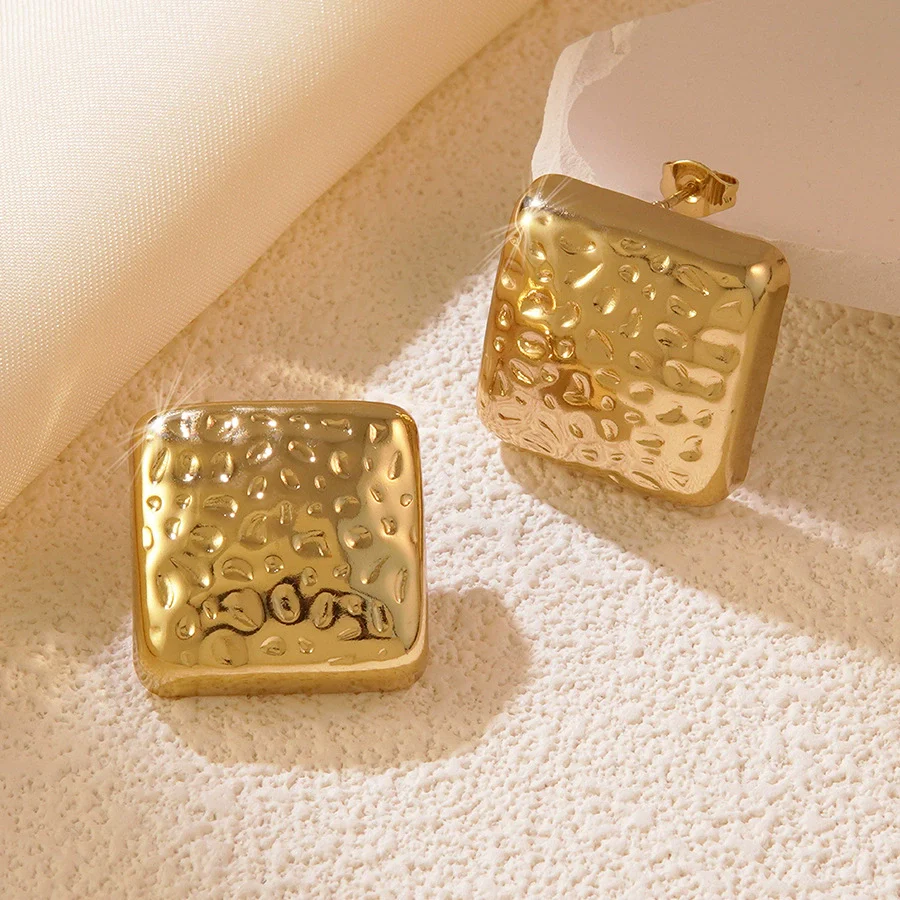 Wholesale Stainless Steel Geometric Stamped Earrings For Women Light Luxury Style - Image 2