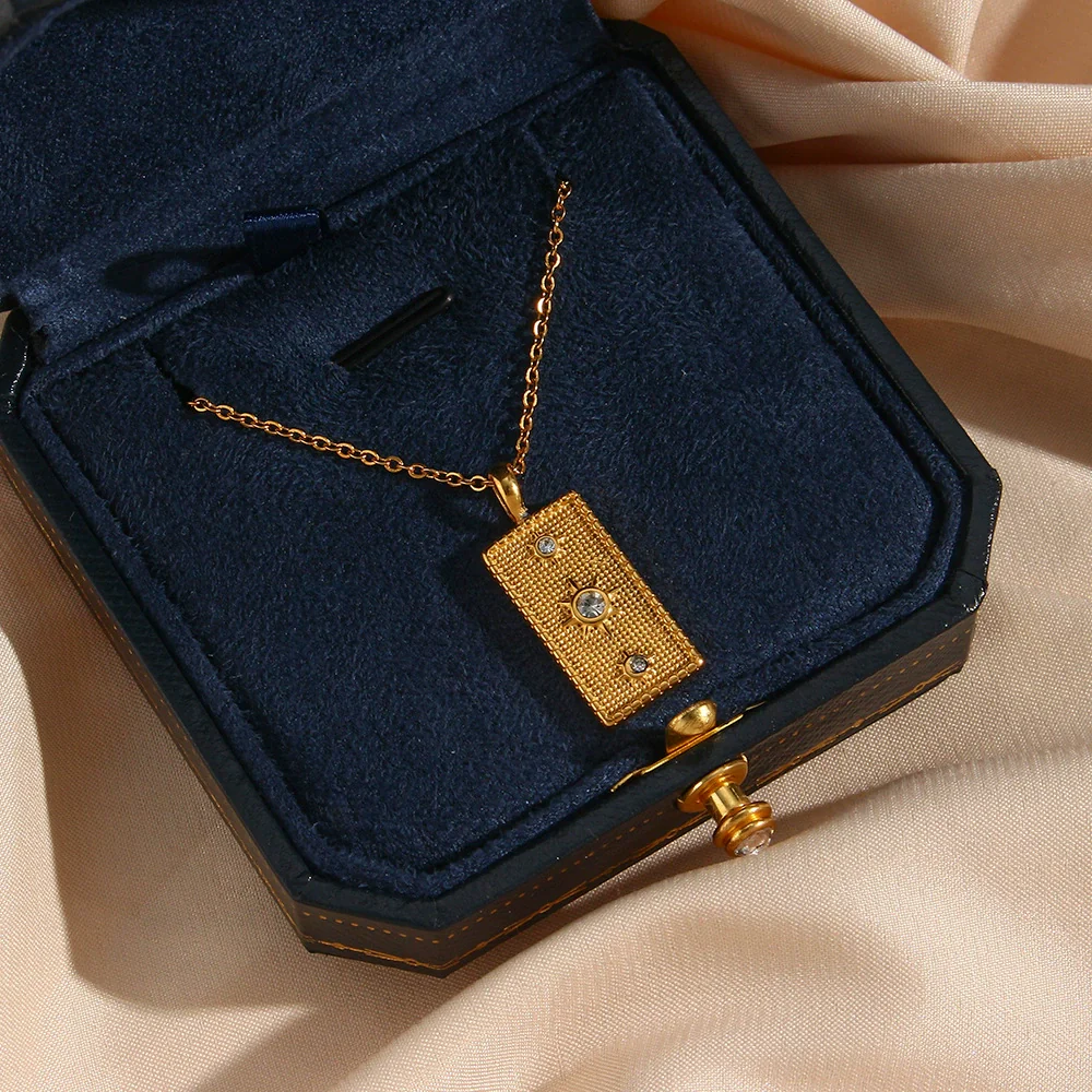 Wholesale Stainless Steel Geometric Sun Plaid Electroplated Pendant Necklace Jewelry - Image 3
