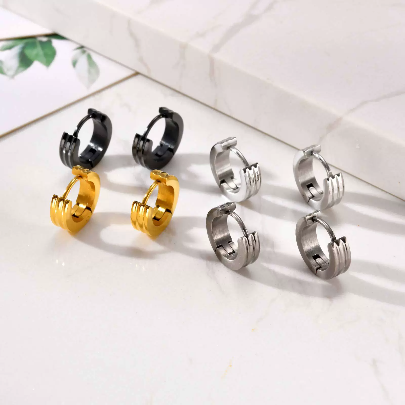Wholesale Stainless Steel Geometric Tricyclic Men's Ear Ring Electroplated Fashion Jewelry - Image 3