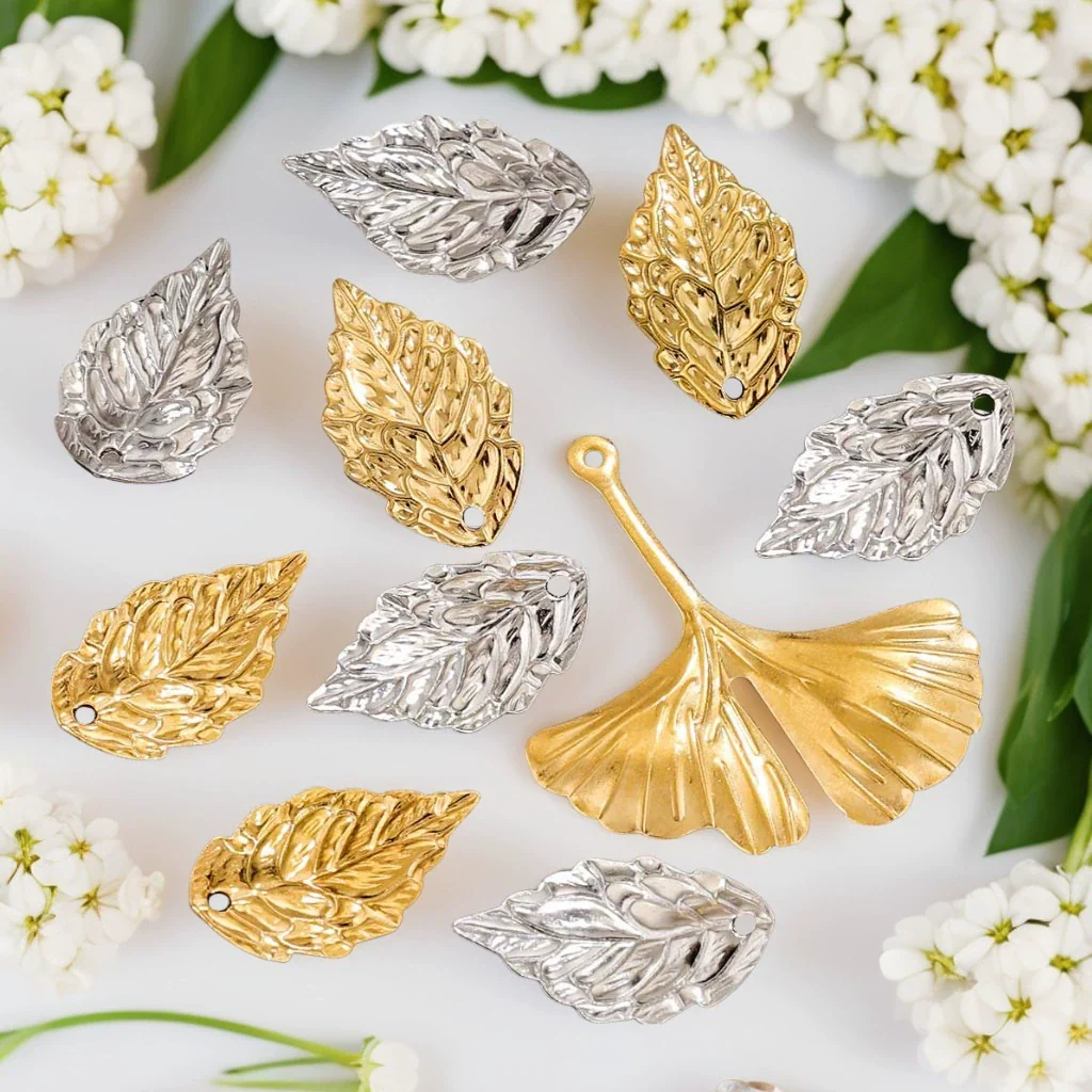 Wholesale Stainless Steel Ginkgo Leaf And Small Flower Antique Style Electroplated Earrings And Headwear Accessories Pendant