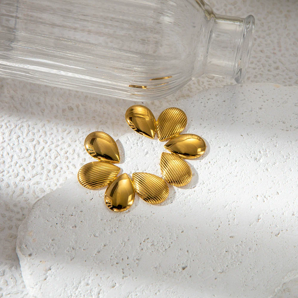 Wholesale Stainless Steel Gold Plated Drop Shape Fashion Women's Earrings - Image 2