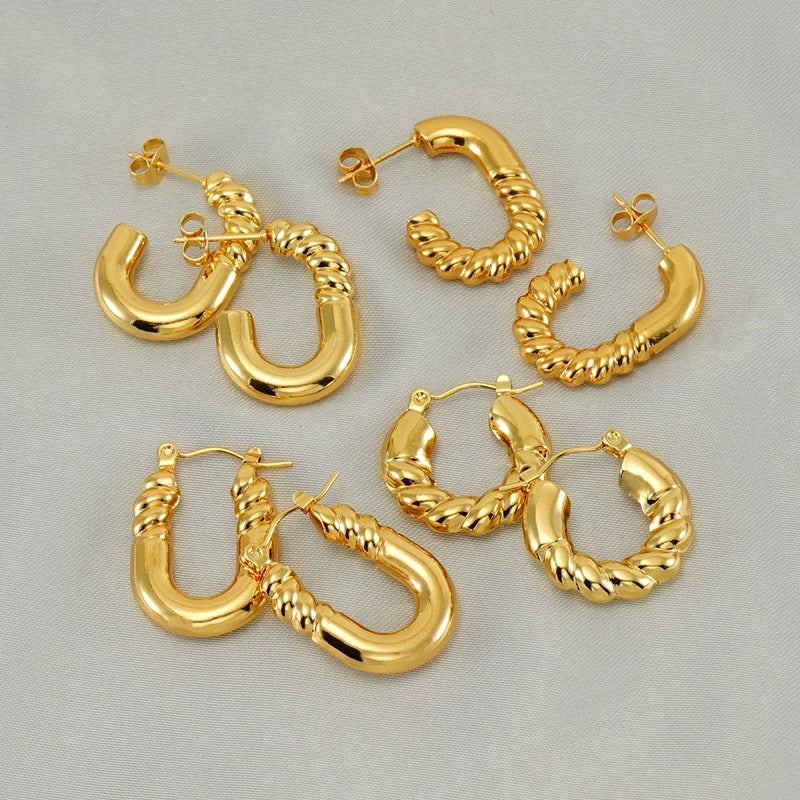 Wholesale 316L Stainless Steel Goldplated Retro Geometric Hollow Earrings - Image 3