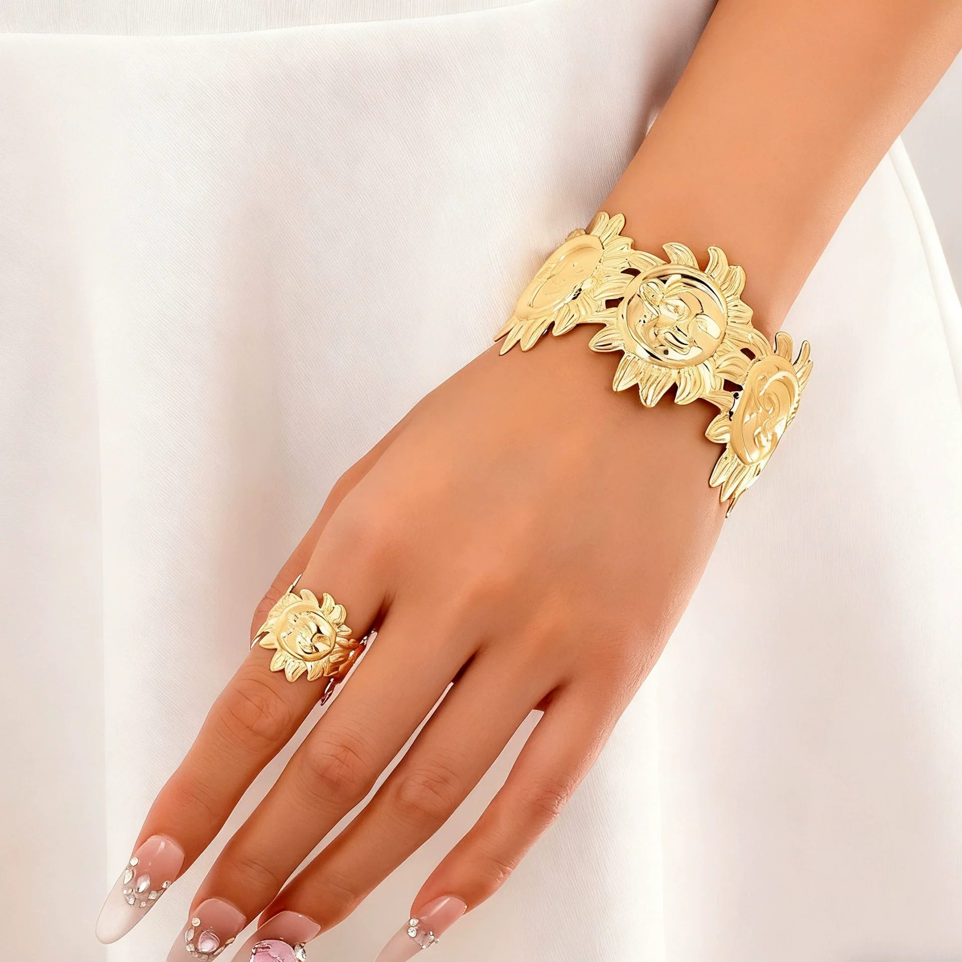 Wholesale Stainless Steel Hydraulic Pressure Open Sun Bracelet Fashion Minimalist Jewelry - Image 3