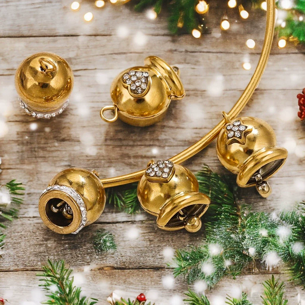 Wholesale Stainless Steel Jewelry Christmas Decoration Metal Small Bell And Peach Heart Pendant For Diy Titanium Steel Bracelet Electroplated Waterproof - Image 4
