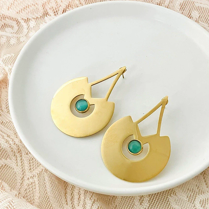 Wholesale Stainless Steel Retro Geometric Lines Emerald Long Earrings With Real Gold Electroplating - Image 2