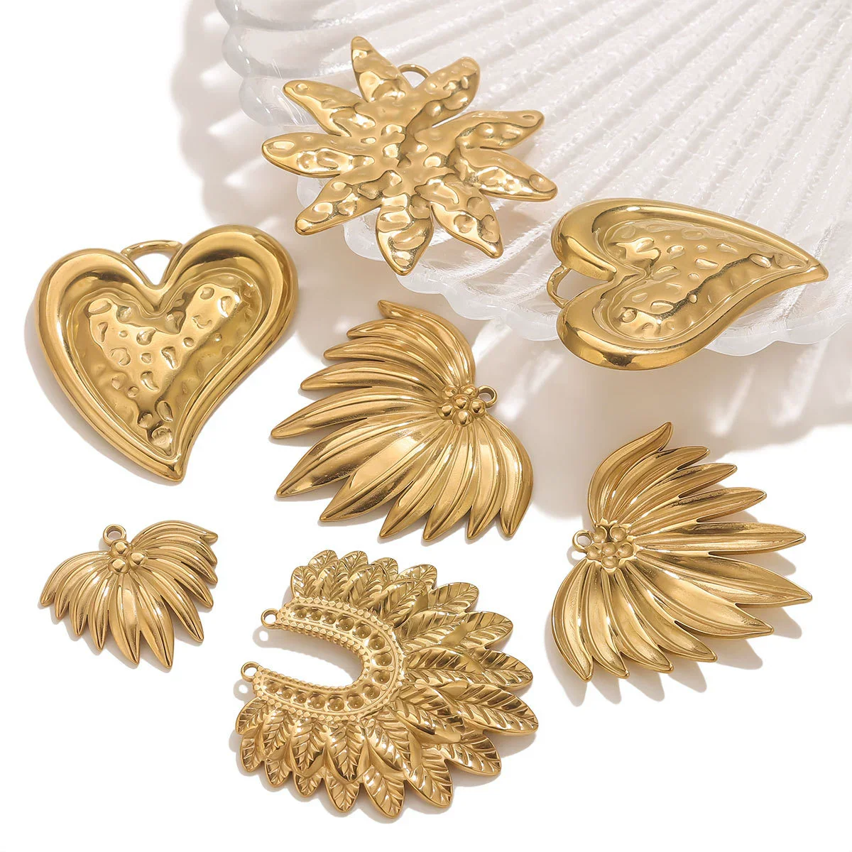 Wholesale Stainless Steel Retro Style Embossed Texture Gold Pendant Set With Flower Heart Fanshaped And Leaf Shapes Electroplated Diy Jewelry Accessories - Image 3