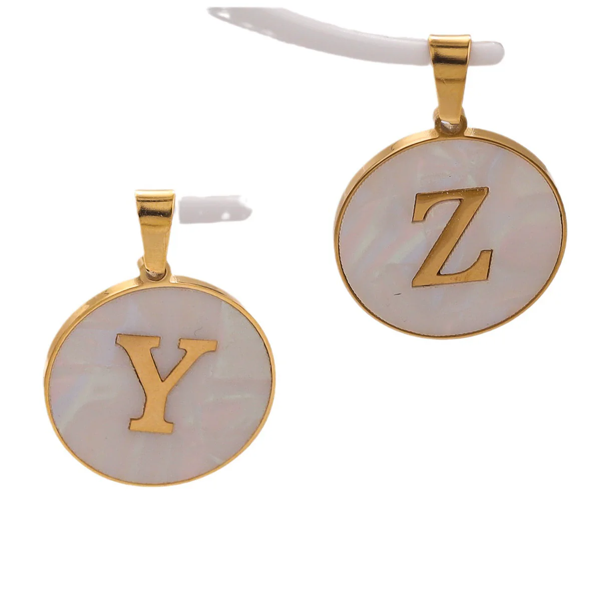 Wholesale Stainless Steel Round Shell Letter Pendant Jewelry Accessories Necklace Electroplated 18K Diy Handmade Fashion Style - Image 5
