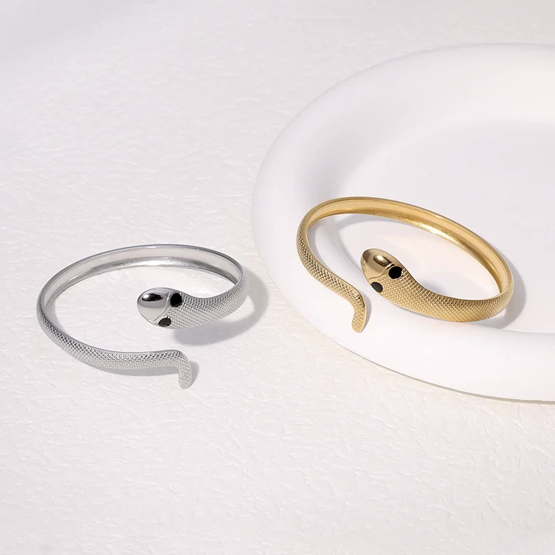 Wholesale Stainless Steel Snakeshaped 18K Gold Plated Electroplated Light Luxury Exaggerated Highend Bracelet That Does Not Fade