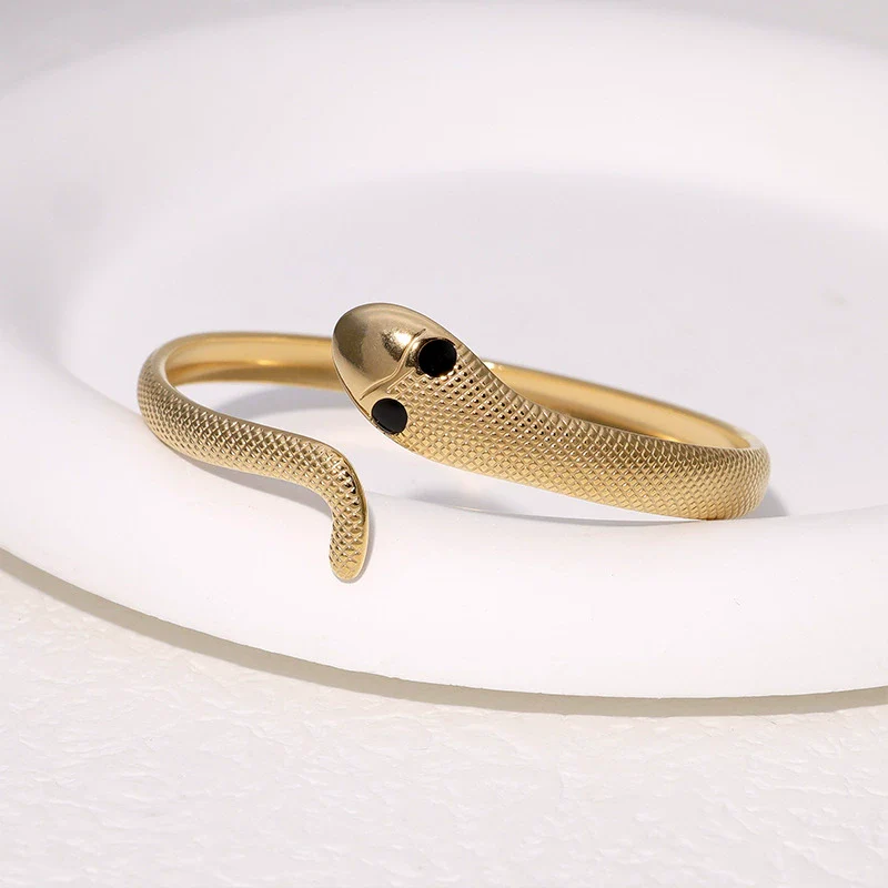 Wholesale Stainless Steel Snakeshaped 18K Gold Plated Electroplated Light Luxury Exaggerated Highend Bracelet That Does Not Fade - Image 3