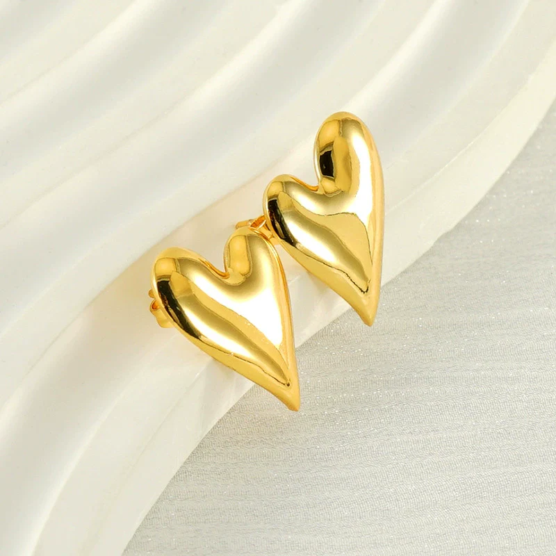 Wholesale 316L Stainless Steel Women's Three Dimensional Heart Shaped Electroplated Earrings - Image 3