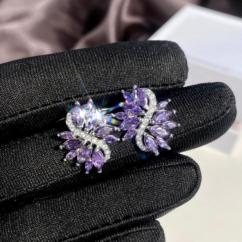 Wholesale Stud Earrings Copper Inlaid Zircon Flower Style - Image 3