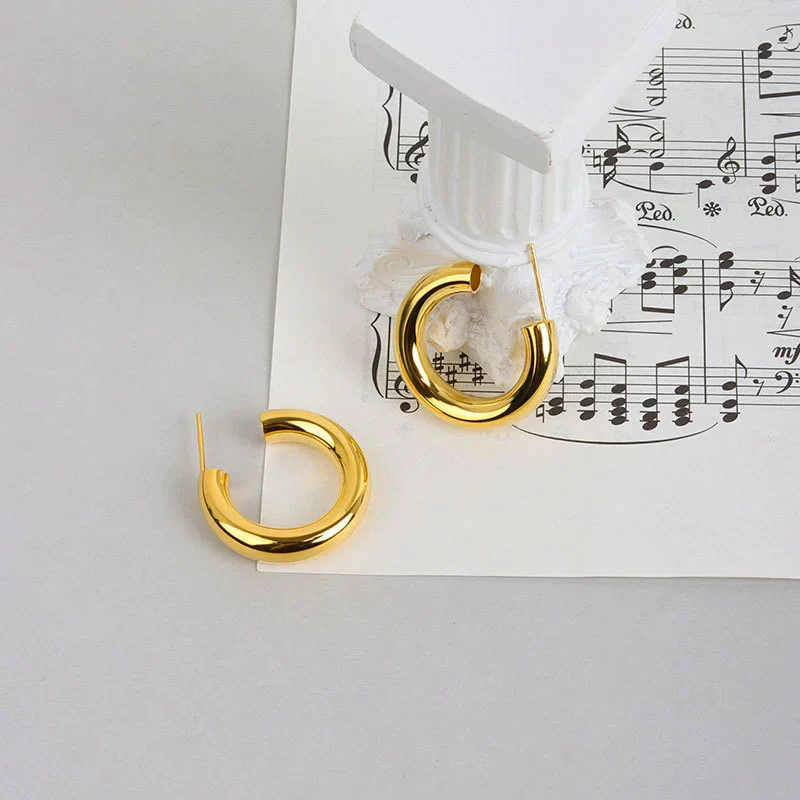 Wholesale Stud Earrings S925 Sterling Silver Geometric Cshaped Cold Style For Women - Image 6