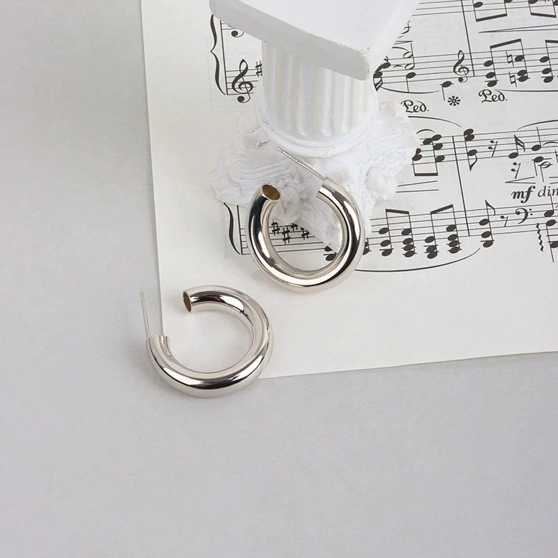 Wholesale Stud Earrings S925 Sterling Silver Geometric Cshaped Cold Style For Women - Image 7