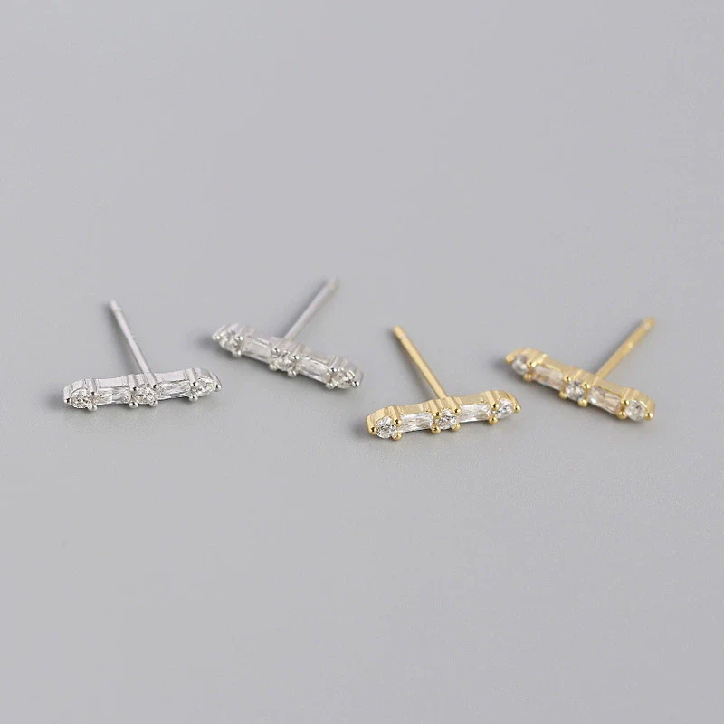 Wholesale Stud Earrings S925 Sterling Silver Geometric Fashion Electroplated