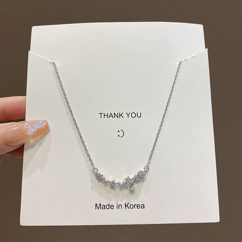 Wholesale Titanium Steel And Alloy Small Flower Pendant Necklace With Diamond Design For Women - Image 6