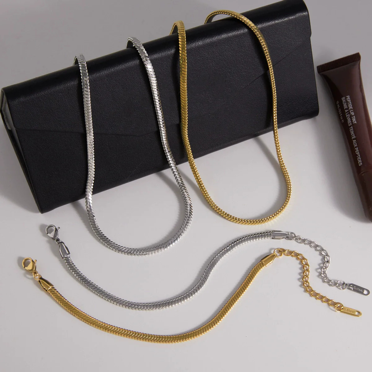Wholesale Titanium Steel And Stainless Steel Geometric Electroplated Necklace And Bracelet Jewelry For Women