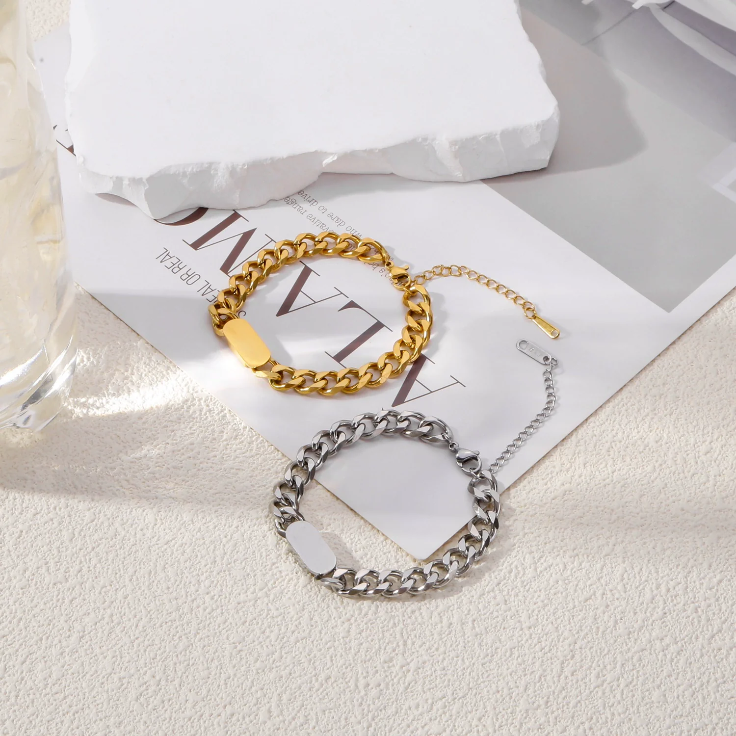 Wholesale Titanium Steel And Stainless Steel Geometric Style Electroplated Heavy Industry Thick Chain Bracelet For Women And Unisex - Image 2