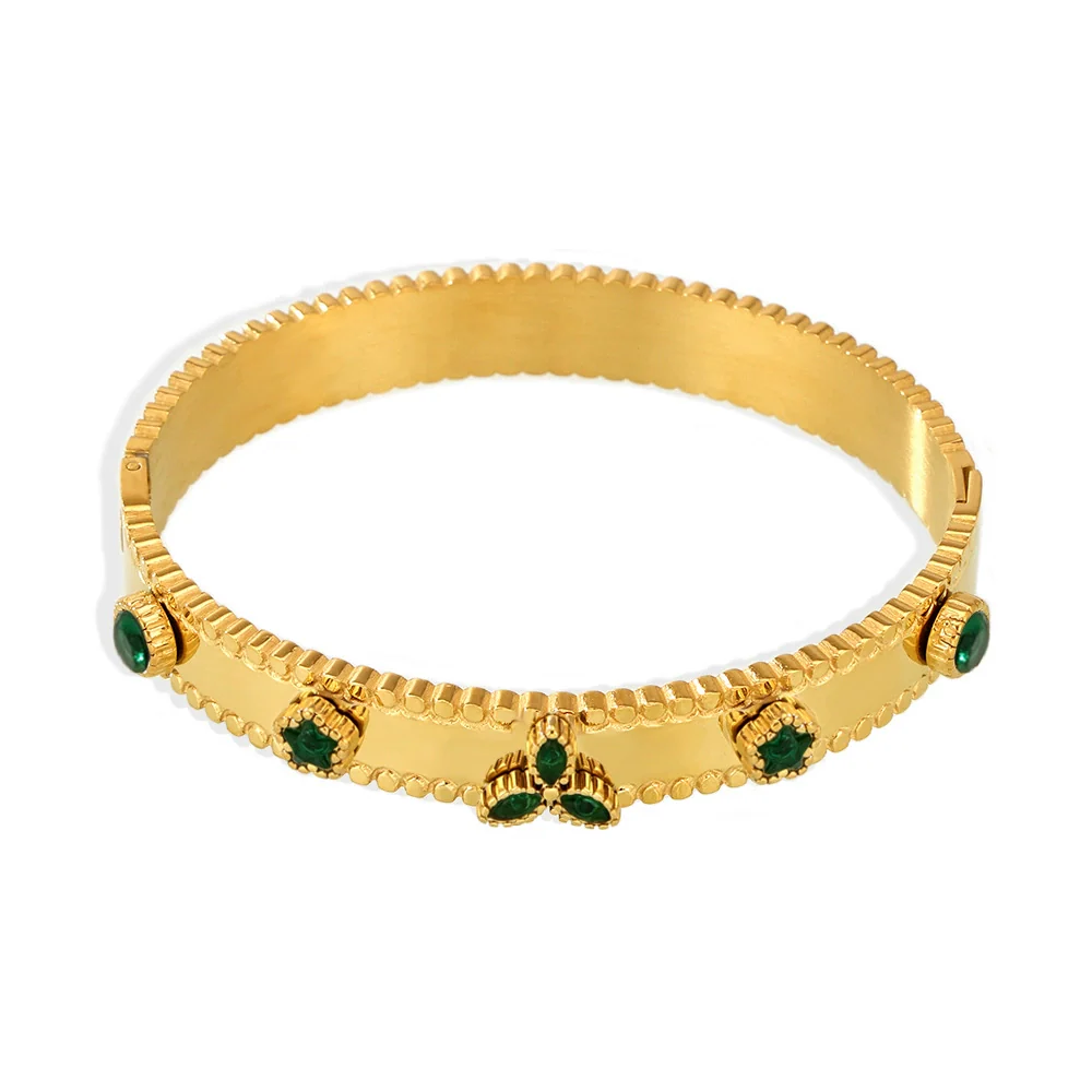 Wholesale Titanium Steel Bracelet With Clover Zircon Czech Glass Flower Buckle And Gear Design 18K Gold Plated - Image 5