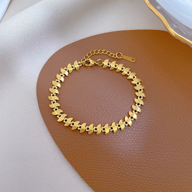 Wholesale Titanium Steel Constellation Pattern Chain Bracelet For Women Cold Style Inlaid With Gold - Image 2