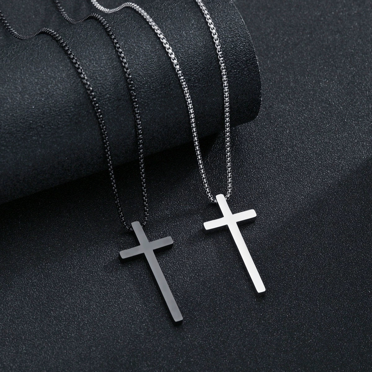 Wholesale Titanium Steel Cross Pendant Jewelry With Pearl Chain And Electroplating Treatment