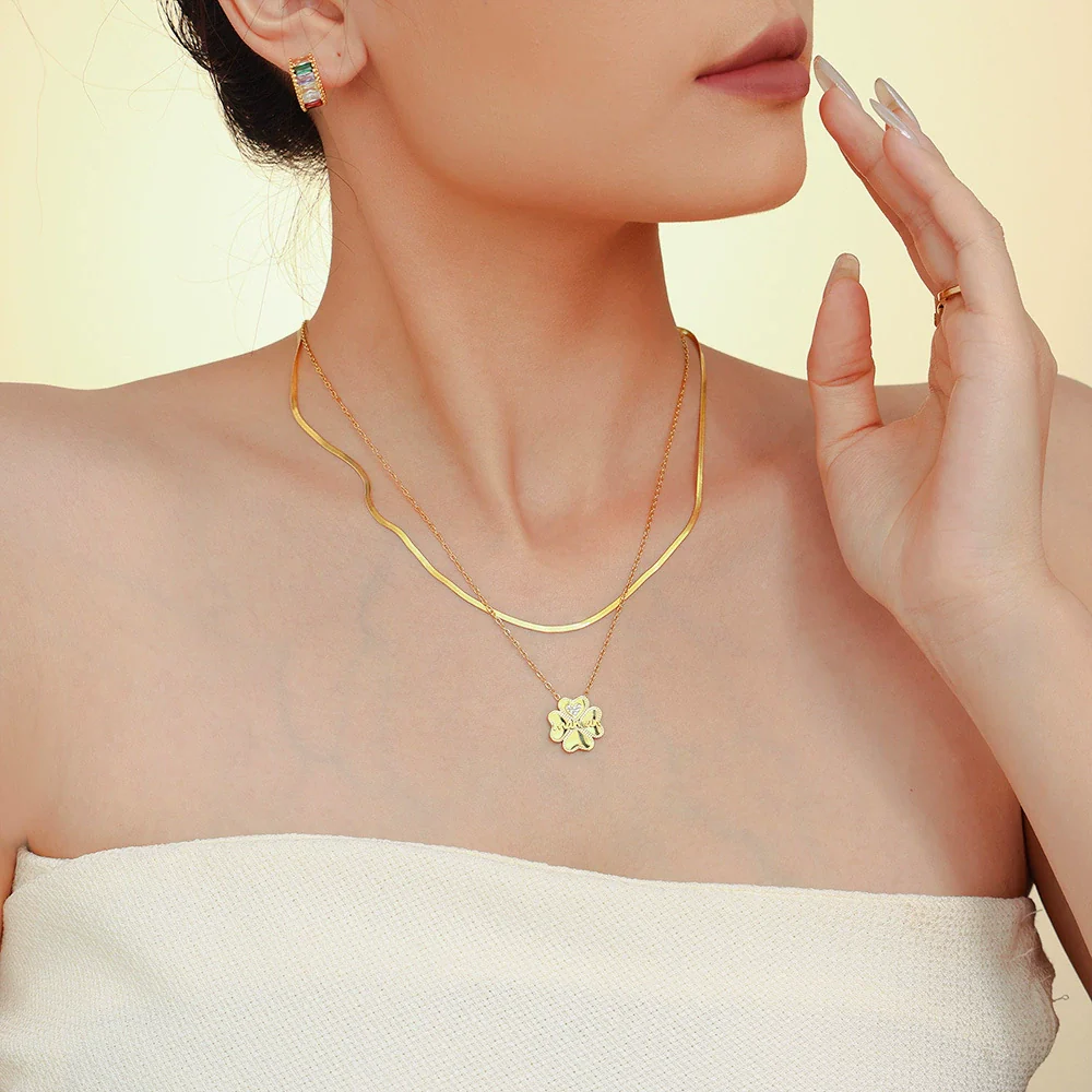 Wholesale Titanium Steel Doublelayer Clavicle Necklace For Women With Microinlaid Zircon Geometric Letter Number And Text Pattern Electroplated Fourleaf Flower Design - Image 2