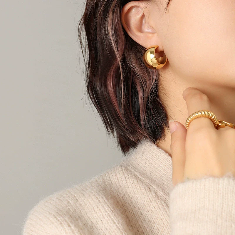 Wholesale Titanium Steel Geometric Cshaped Electroplated Earrings Female Jewelry Retro Niche Nonfading