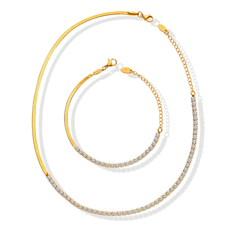 Wholesale Titanium Steel Geometric Diamond Zircon Inlaid Gold Plated Necklace And Bracelet Jewelry Set For Women - Image 4