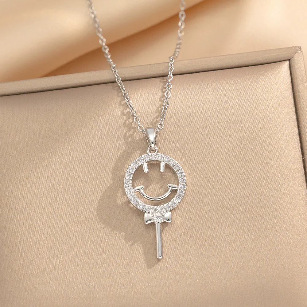 Wholesale Titanium Steel Geometric Lollipop Smiley Electroplated Women's Necklace O Word Chain - Image 3