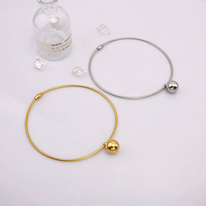 Wholesale Titanium Steel Geometric Metal Ball Pendant Necklace For Women With Water Wave Chain - Image 3