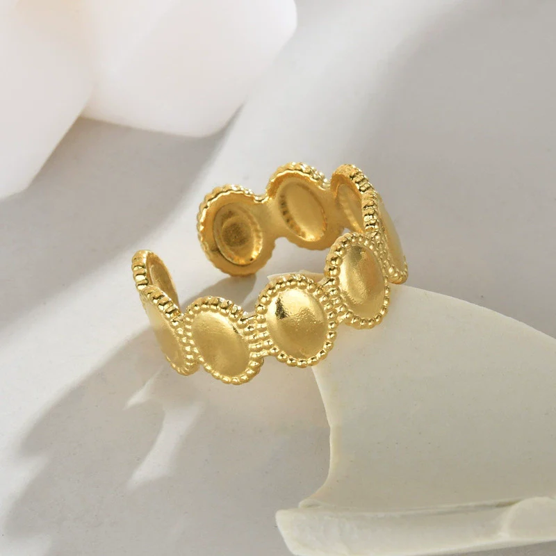 Wholesale Titanium Steel Geometric Oval Opening Ring For Women With 14K Gold Stitching And Electroplating - Image 3