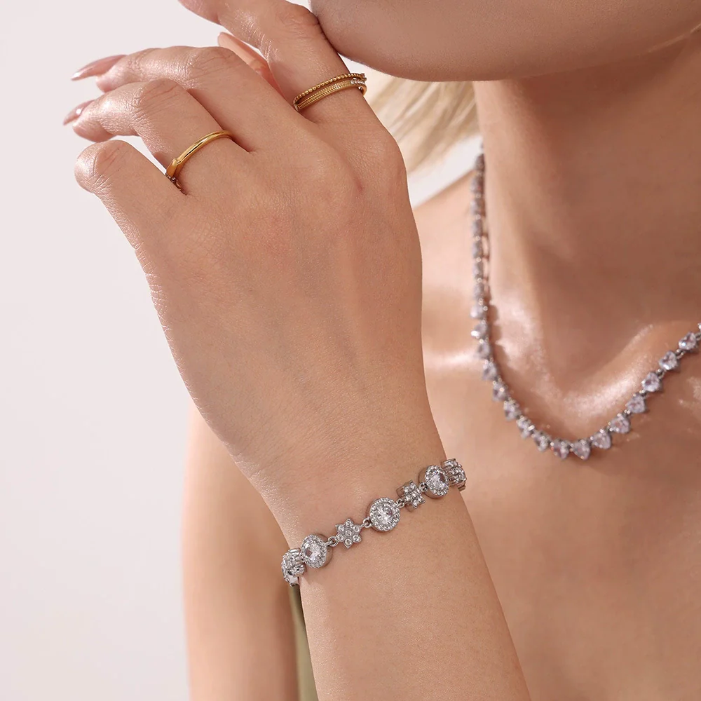 Wholesale Titanium Steel Geometric Style Inlay Zircon Bracelet - Image 4