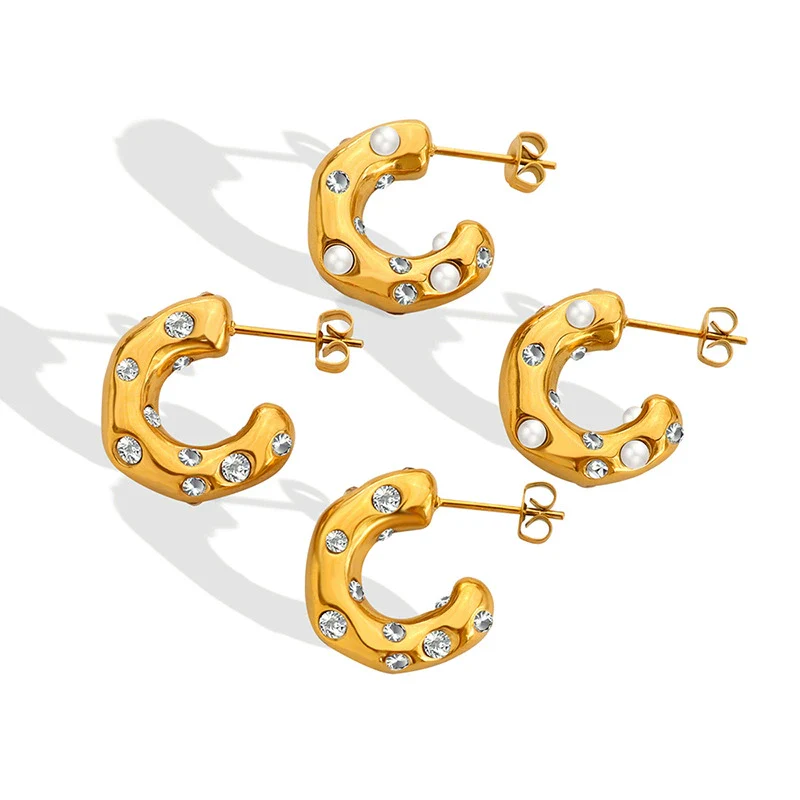 Wholesale Titanium Steel Goldplated Geometric Cshaped Earrings With Inlaid Imitation Pearl Zircon - Image 4
