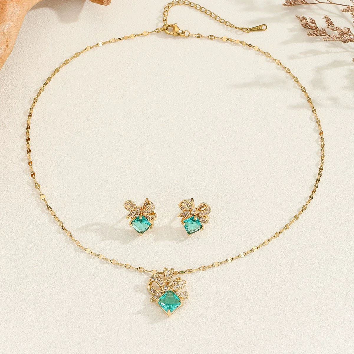 Wholesale Titanium Steel Jewelry For Women With Bow Pendant Electroplating Mixed Gemstone Setting And O Word Chain - Image 2