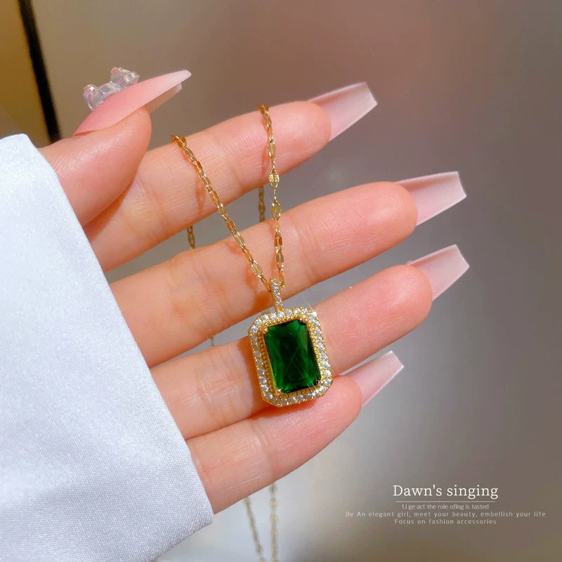 Wholesale Titanium Steel Square Emerald Necklace With Diamond Microinlaid And Copper Plated Gold Pendant Geometric Style For Women - Image 3