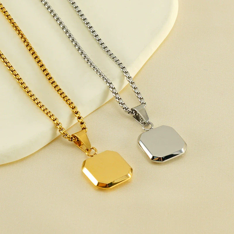 Wholesale Titanium Steel 316L Stainless Steel Geometric Pendant Necklace For Women Light Luxury With Natural Gold Sand - Image 4