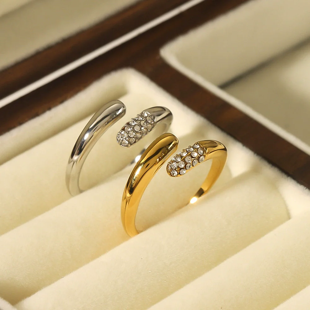 Wholesale Trendy Couple 18K Gold Plated Stainless Steel Geometric Hug Ring With Inlaid Zircon For Women - Image 3