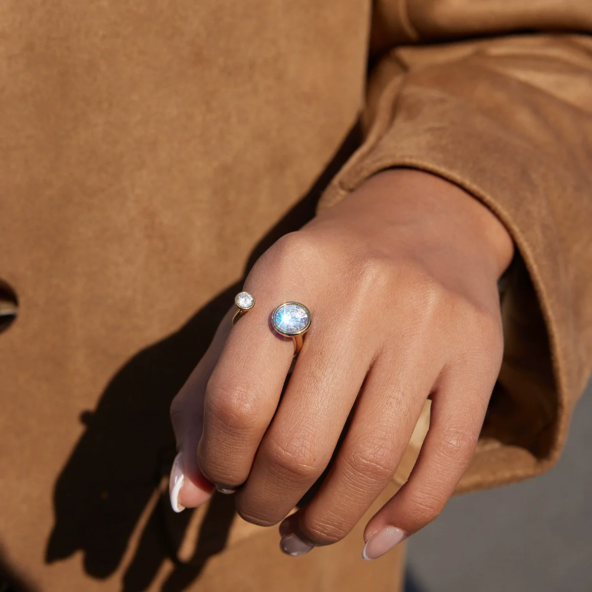 Wholesale Unisex And Women's Electroplated Geometric Stainless Steel Open Ring Hand Jewelry Light Luxury Style - Image 3