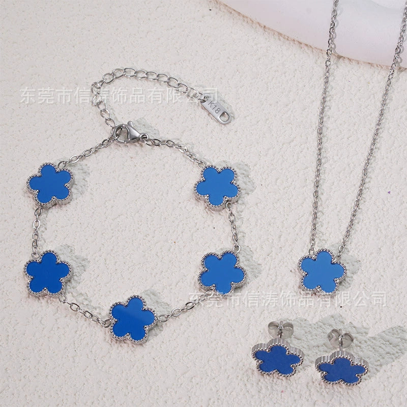 Wholesale Unisex And Women's Simple Plants And Flowers Doublesided Fiveleaf Flower Bracelet In Titanium Steel With Electroplating - Image 10