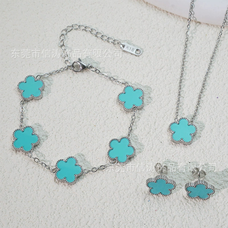 Wholesale Unisex And Women's Simple Plants And Flowers Doublesided Fiveleaf Flower Bracelet In Titanium Steel With Electroplating - Image 12