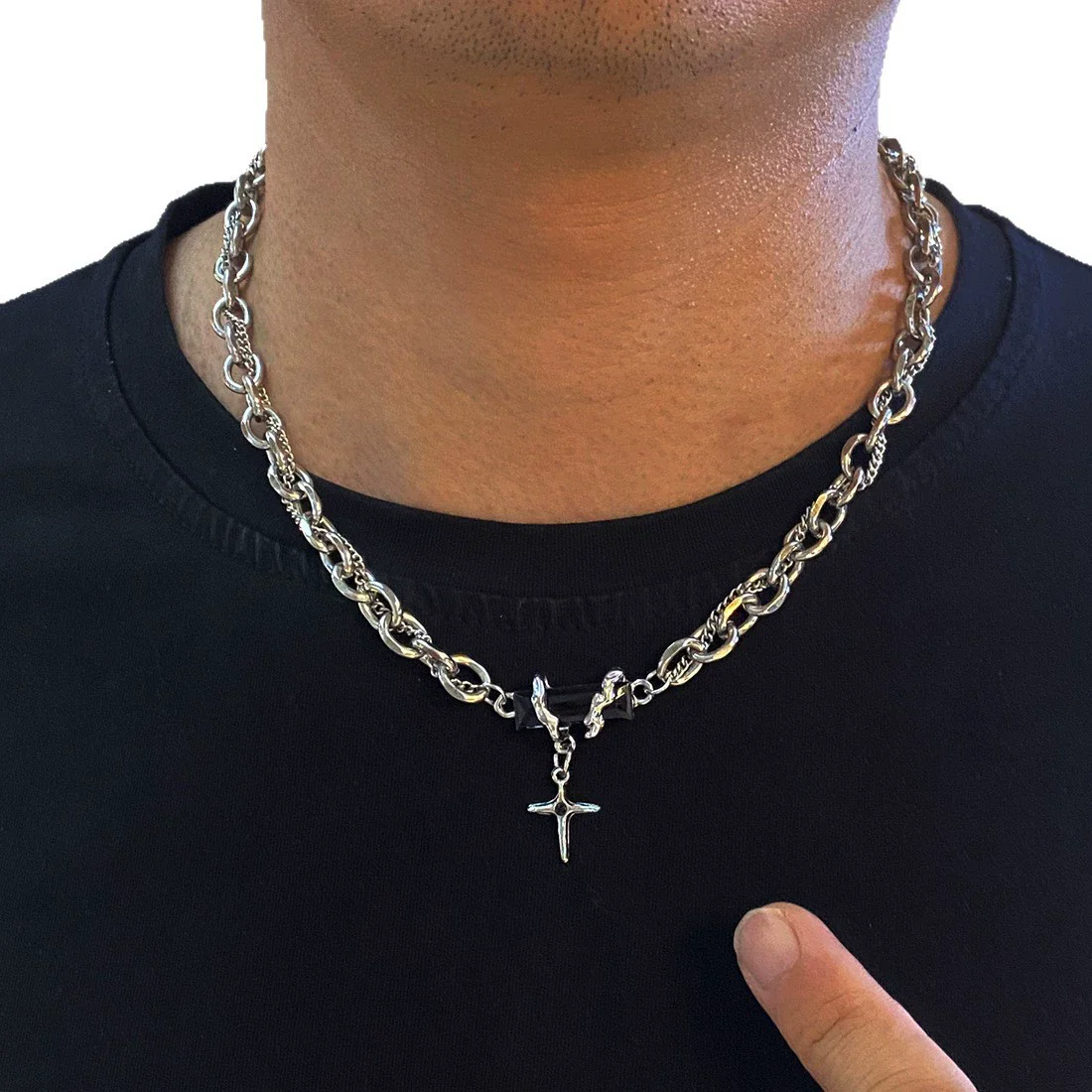 Wholesale Unisex Electroplated Cross Cuban Chain Necklace Made Of Titanium Steel In Boyfriend Style - Image 5