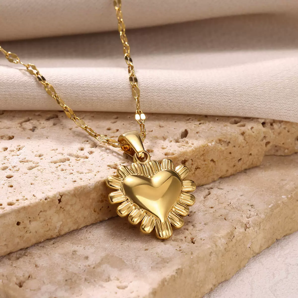 Wholesale Unisex Electroplated Stainless Steel And Gold Heartshaped Cross Chain Pendant Necklace - Image 3