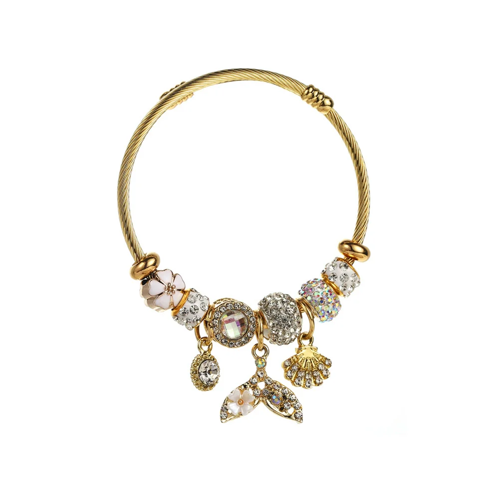 Wholesale Unisex Fashionable Geometric Diamond Inlaid Alloy Bracelet With Fishtail Pendant - Image 5