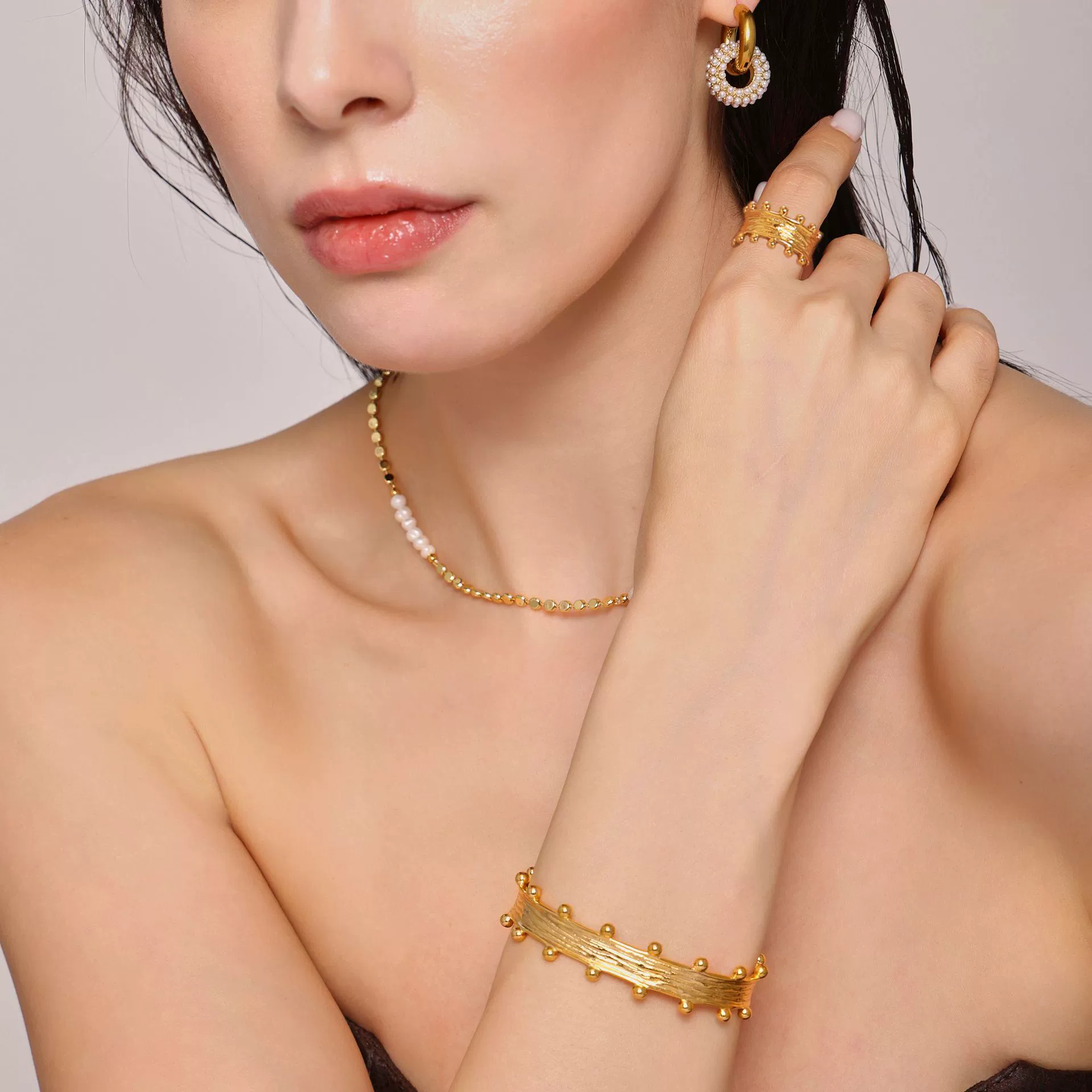 Wholesale Unisex Ferris Wheel Retro Palace Style Asymmetrical Design Jewelry Set Of Open J Ring Bracelet And Earrings In Titanium Steel And Stainless Steel Goldplated - Image 3