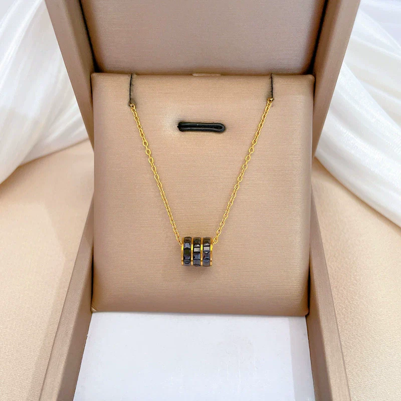 Wholesale Unisex Geometric Electroplated Titanium Steel Clavicle Necklace