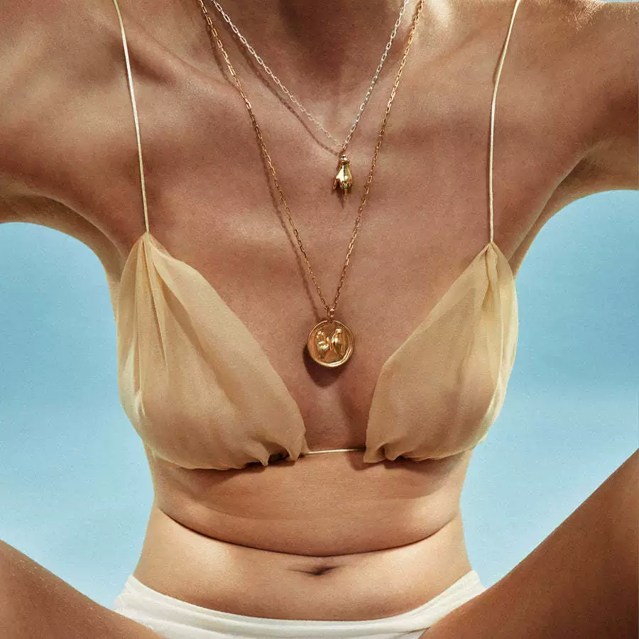 Wholesale Unisex Geometric Palm Coin Pendant Necklace With Oshaped Chain Gold Plated Copper And Titanium Steel - Image 3